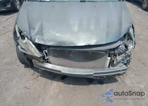 2010 Honda Odyssey Touring z USA, uszkodzony, nr VIN 5FNRL3H96AB053727